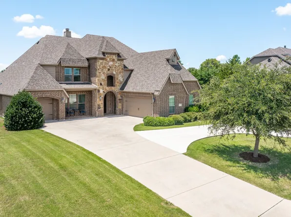 10601 San Simeon Ln, Fort Worth, TX 76179