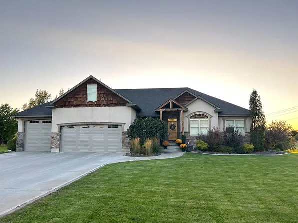 2138 S Quail Ridge Dr, Ammon, ID 83401