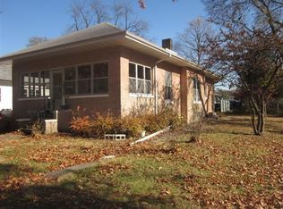 800 N Walnut St, Pontiac, IL 61764