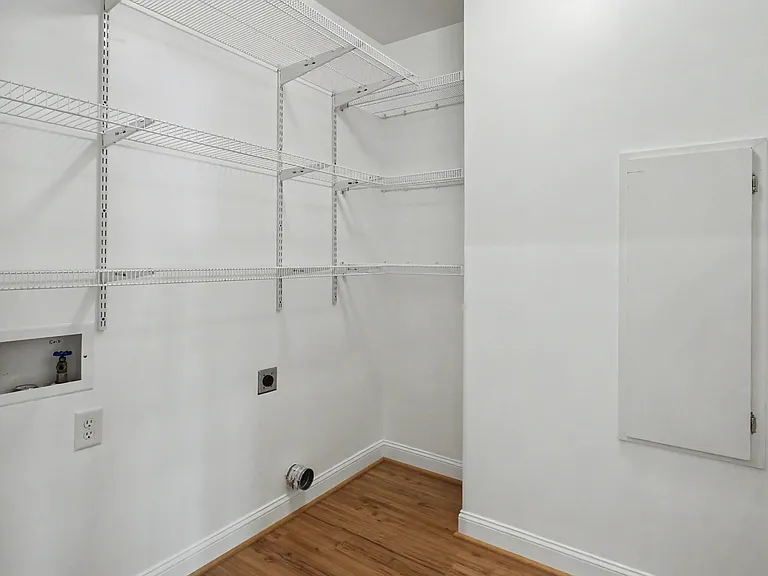 1925 Tara Ct #204 — Photo 33