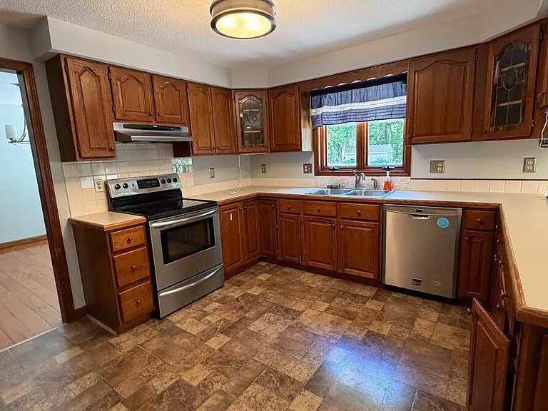 54 Ladyslipper Ln — Photo 3