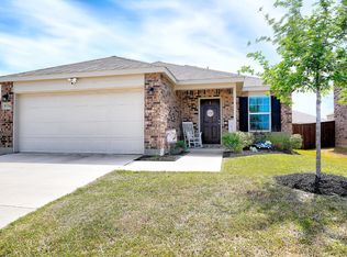 1224 Trace Dr, Aubrey, TX 76227