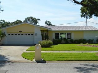 1317 Whispering Pines Dr, Clearwater, FL 33764