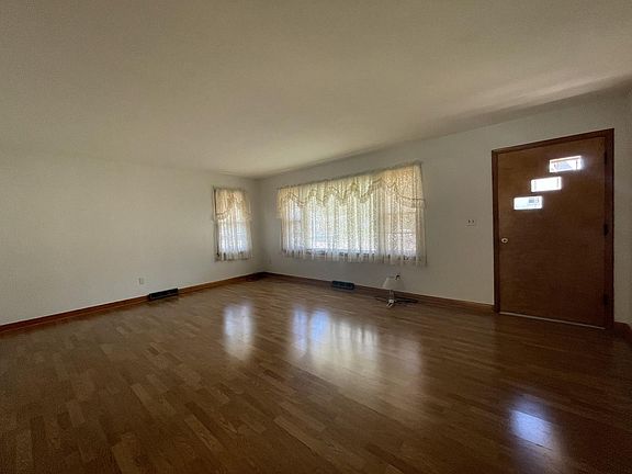 5th image of 301 13th Ave