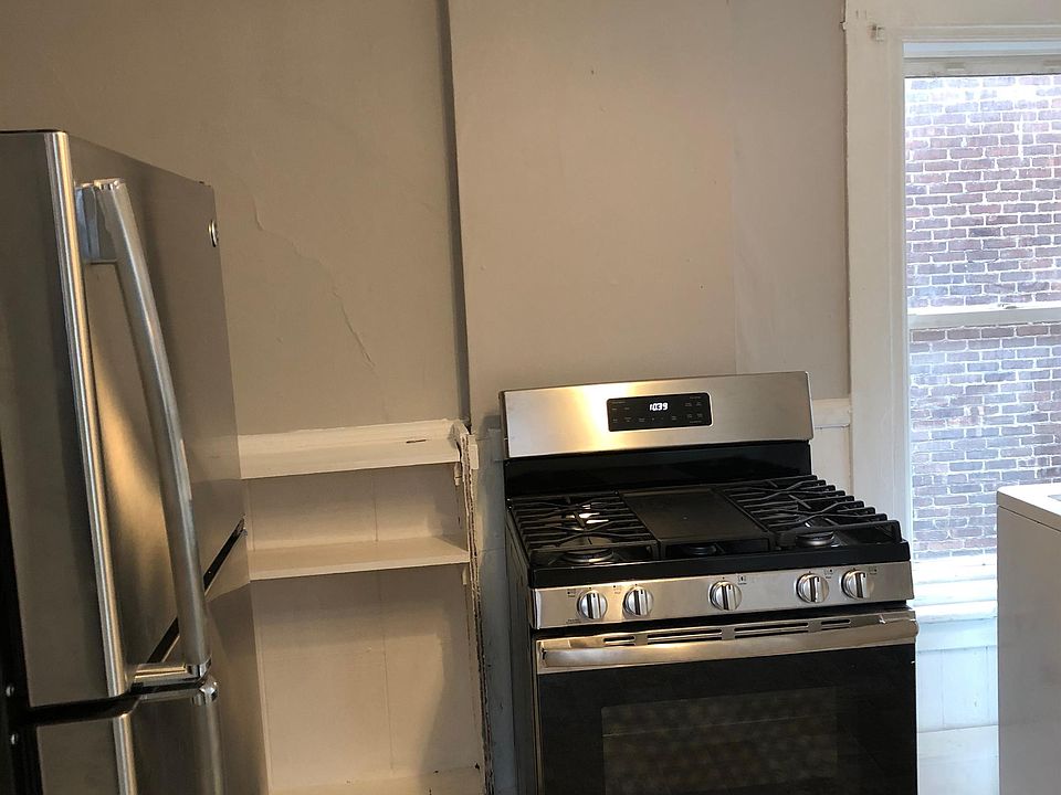 1st image of 561-565 Congress St #2