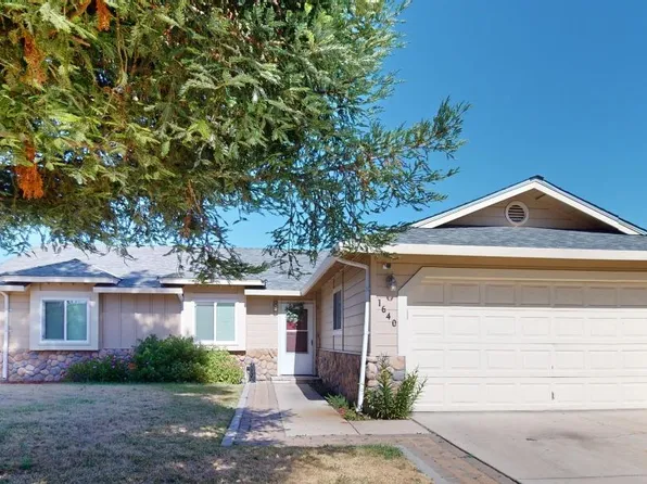 1640 Amberwood Ln, Turlock, CA 95380