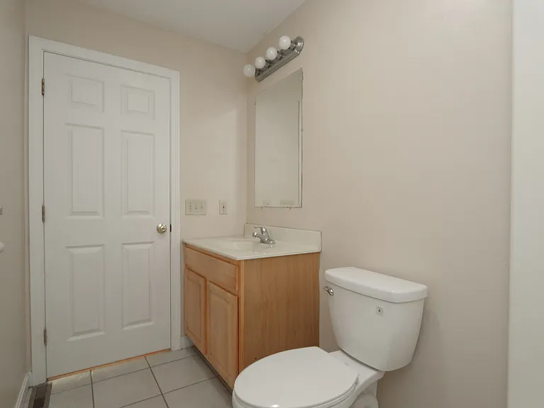 51-53 Winthrop St #R — Photo 29