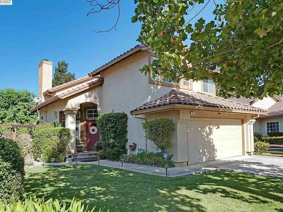 887 Dana Cir