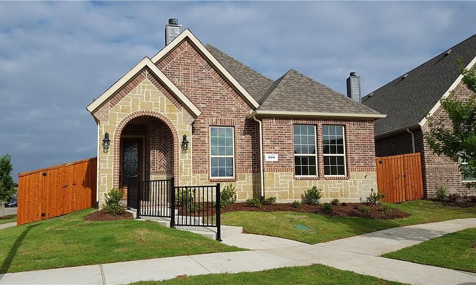 1st image of 608 Pendle Forest Dr