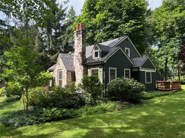 51 Cobb Ter, Rochester, NY 14620