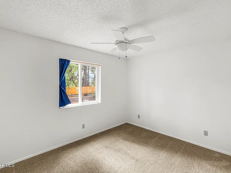 1535 E Appalachian Rd — Photo 19