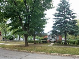 240 S Adams St, Westmont, IL 60559