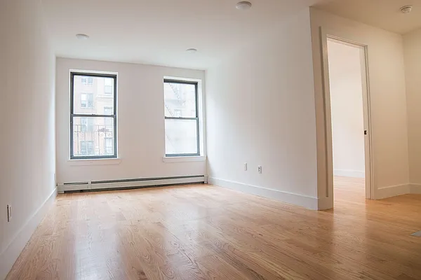 Rented by Compass | media 13