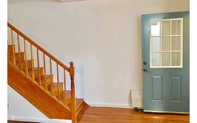 Rented by Douglas Elliman | media 4