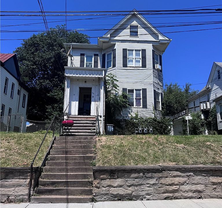 1st image of 116 Hall Ave