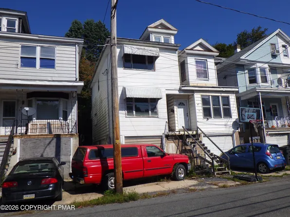 93 Schuylkill Ave, Shenandoah, PA 17976