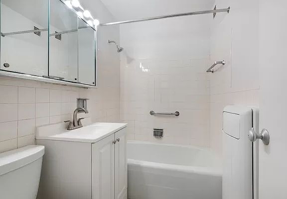 5th image of 170 W End Ave APT 10H