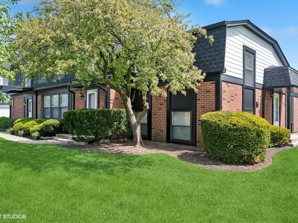 1454 Inverrary Ln, Deerfield, IL 60015