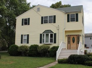 7 Venice St, Milford, MA 01757