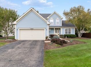 2889 Arbor Ln, Aurora, IL 60502