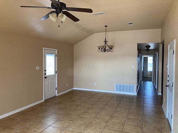 3rd image of 4707 Autumn Valley Dr