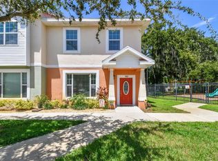 165 Alexander Woods Dr, Plant City, FL 33563