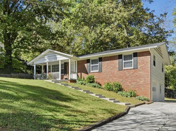 8017 Sabre Dr, Knoxville, TN 37919