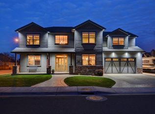 3286 Snowy Butte Ln, Central Pt, OR 97502