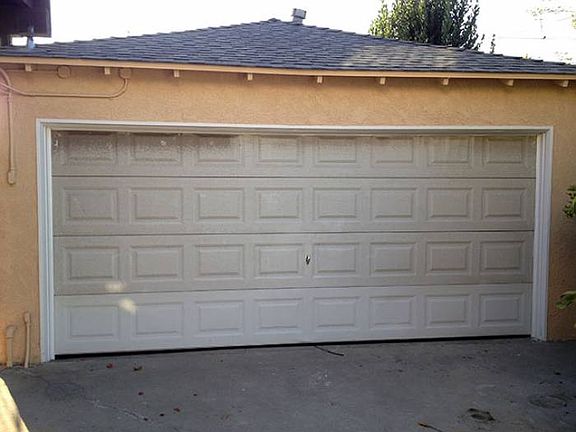 Detached Garage