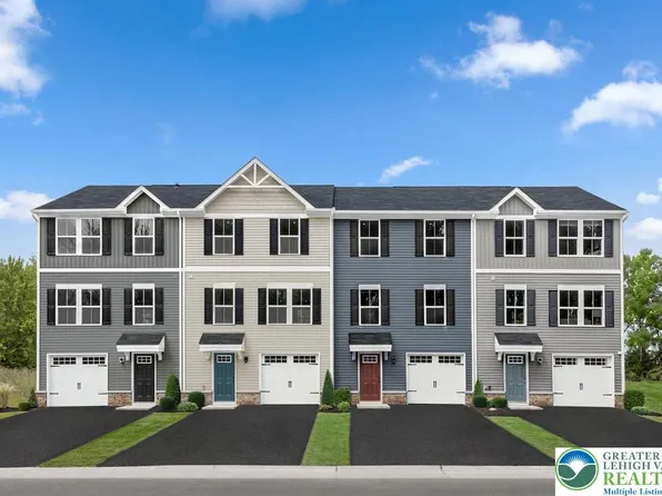 108 Shiloh Rd #J3, West Brunswick Township, PA 17961