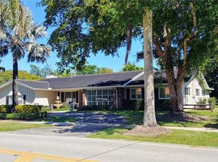 11205 SW 72nd Ave, Pinecrest, FL 33156