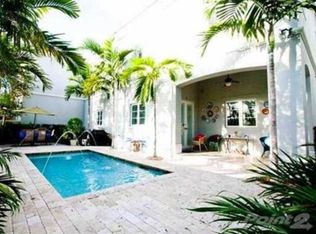 10130 SW 75th Pl, Pinecrest, FL 33156