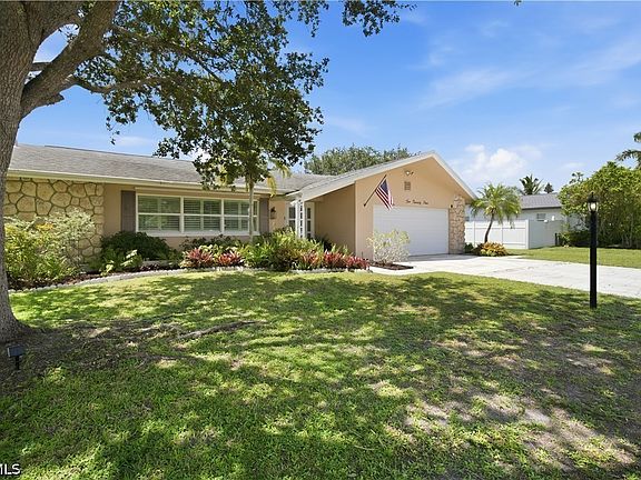 2nd image of 1024 El Mar Ave