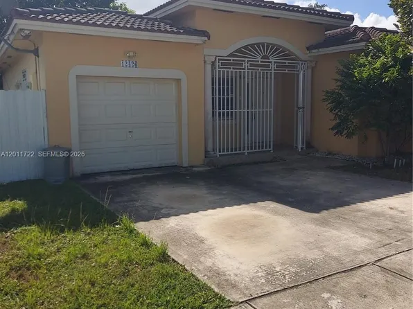 12426 SW 214th Ter, Miami, FL 33177
