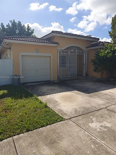 12426 SW 214th Ter Photo 1