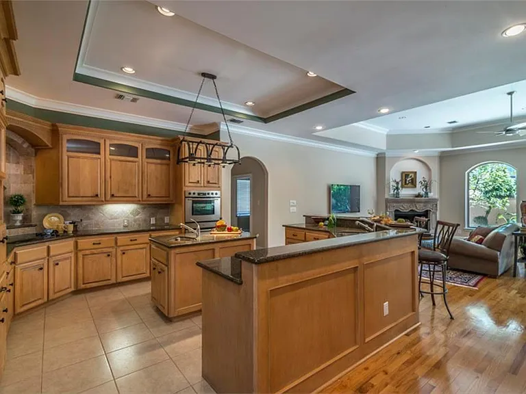 15306 Coastal Oak Ct — Photo 11