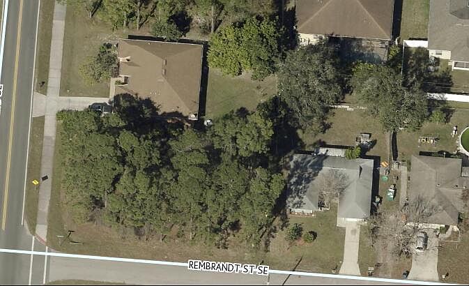 1st image of 1111 Eldron Blvd SE