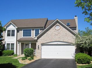 107 Seton Creek Dr, Oswego, IL