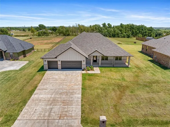 781 Ole Rock Creek Rd, Tuttle, OK 73089