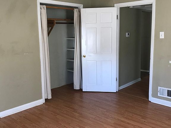 5th image of 414 Abston Ave