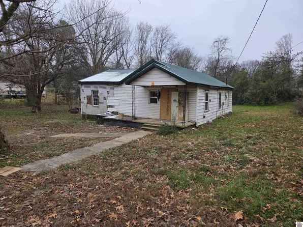 514 Pine Ave, Calvert City, KY 42029