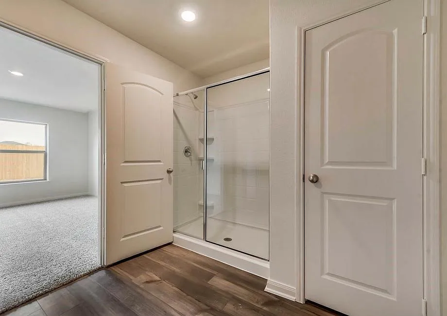 3 bed, 1600 sqft, $2,199 — Photo 4