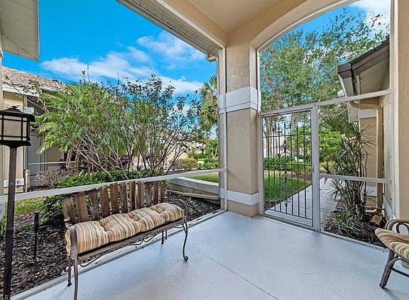 4th image of 26015 Clarkston Dr