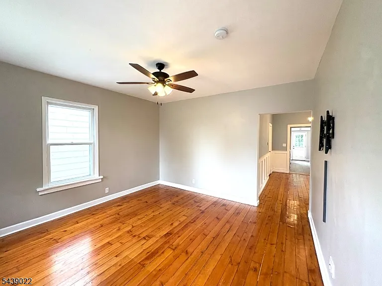 46 Maple St #1 — Photo 7