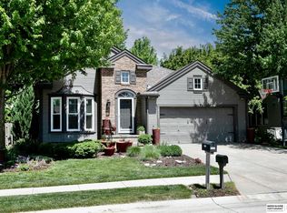 18702 Mason St, Elkhorn, NE 68022
