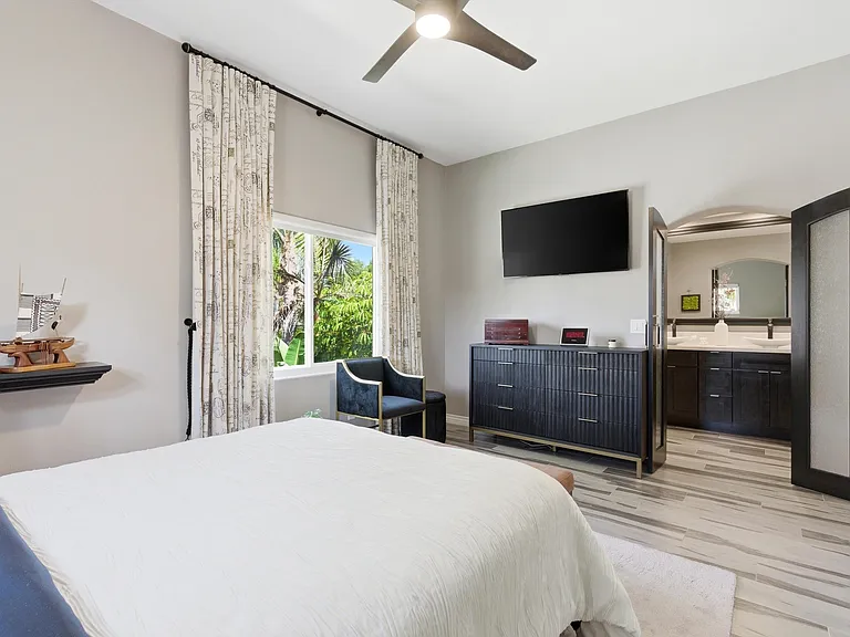 30072 Whitecap — Photo 13