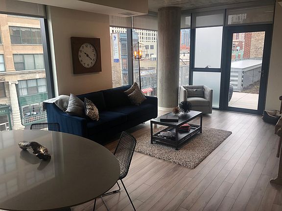 3rd image of 1150 S Wabash Ave #1202