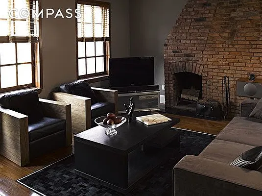 Rented by Compass | media 20