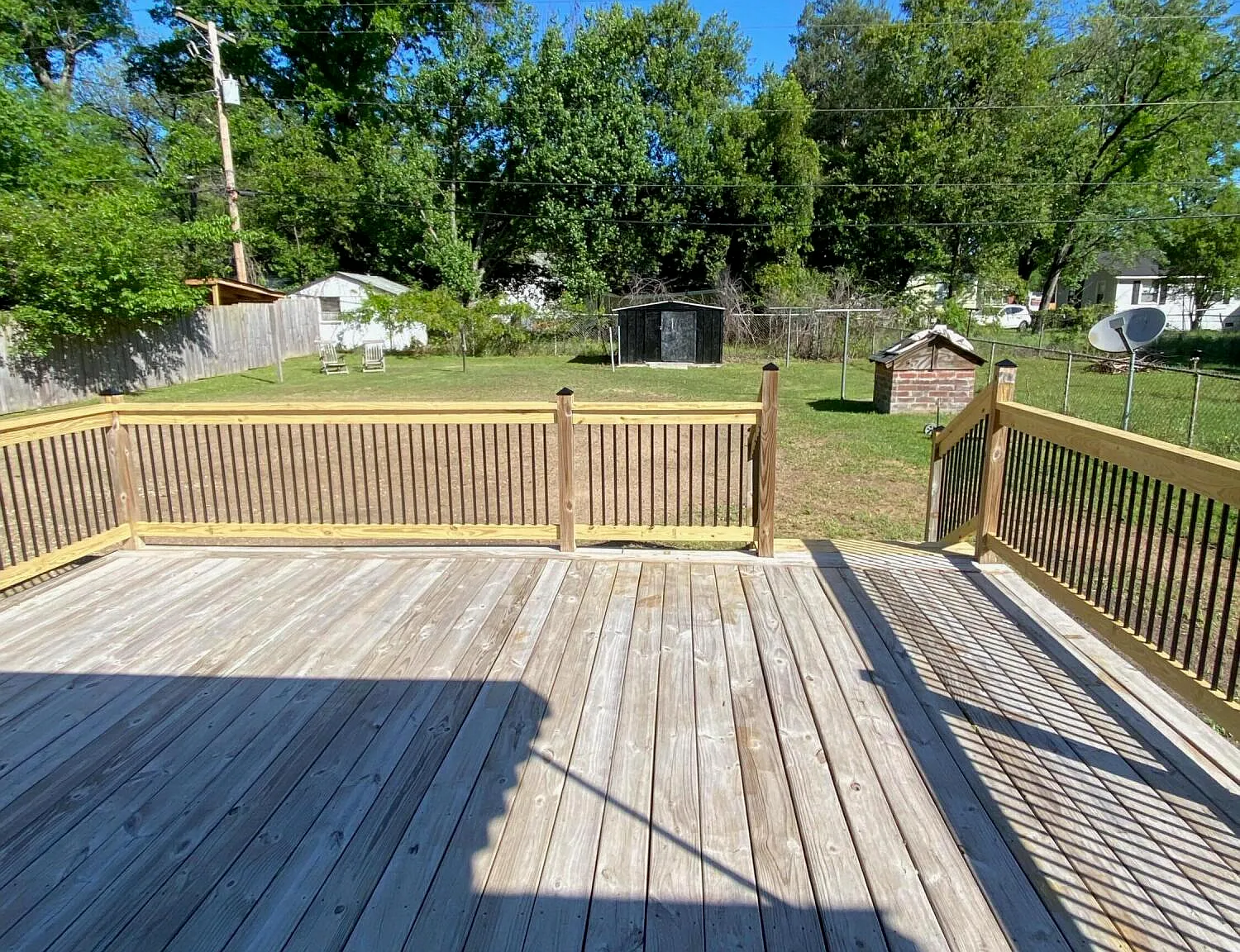 3 bed, 1.0 bath, 1195 sqft, $1,800 — Photo 2