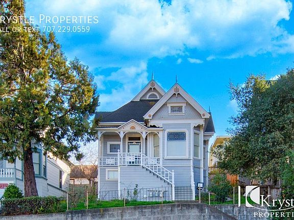 2nd image of 909 Georgia St #A